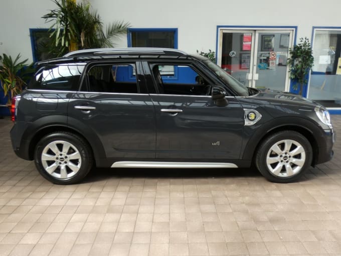 2025 Mini Countryman