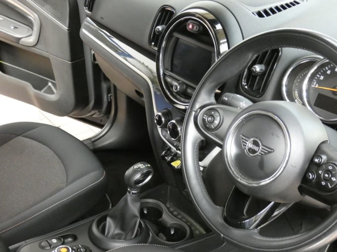 2025 Mini Countryman