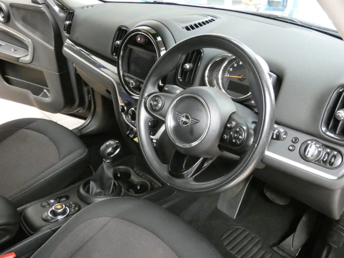 2025 Mini Countryman