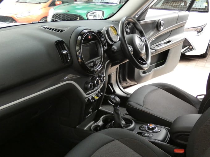 2025 Mini Countryman