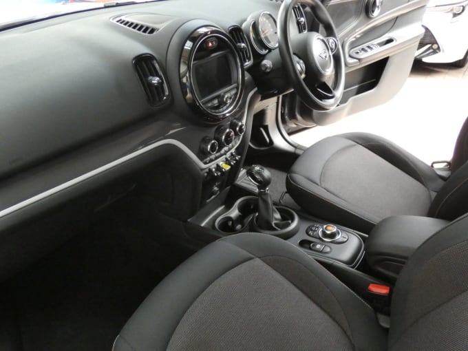 2025 Mini Countryman