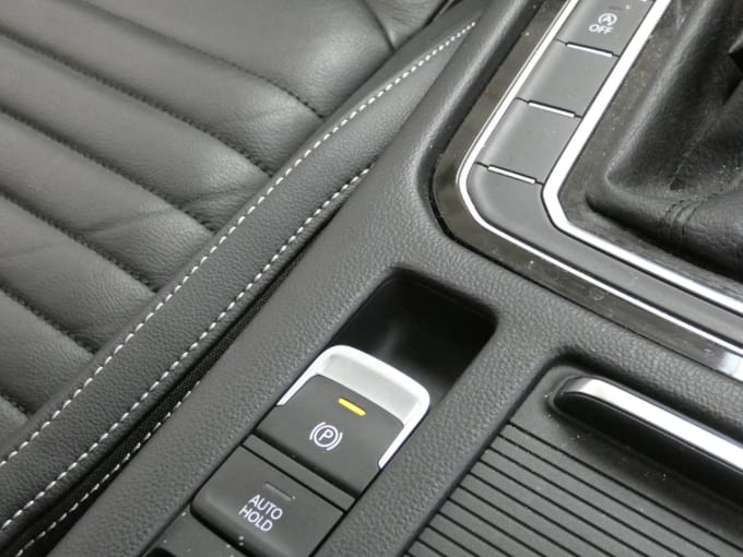 2025 Volkswagen Passat