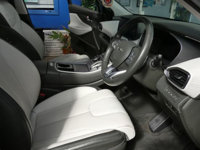 2025 Hyundai Santa Fe