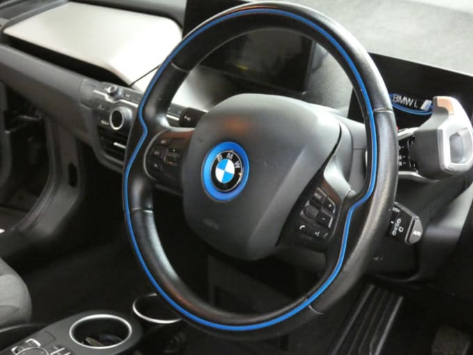 2025 BMW I3