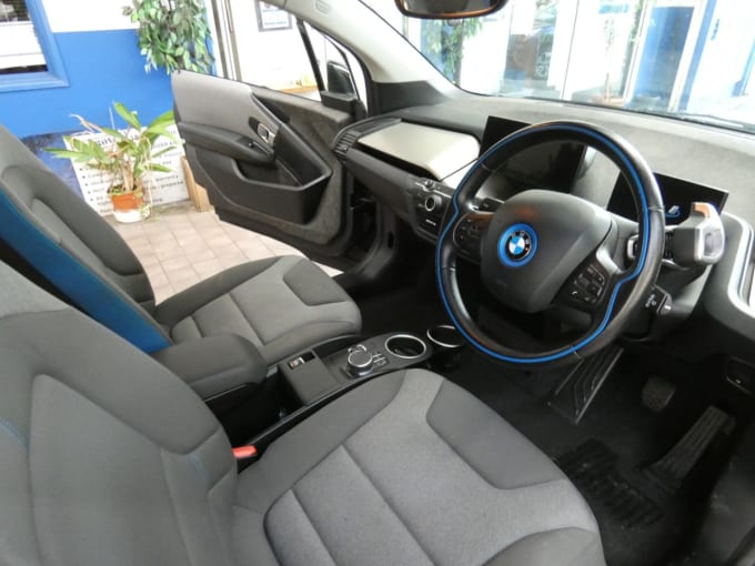 2025 BMW I3