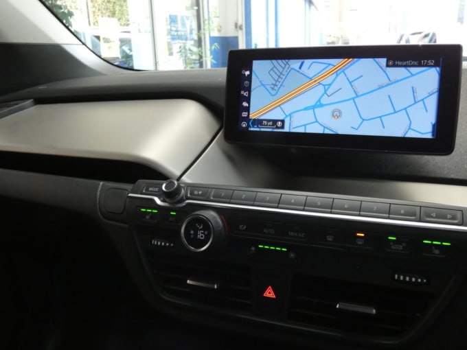 2025 BMW I3
