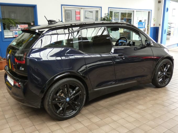 2025 BMW I3