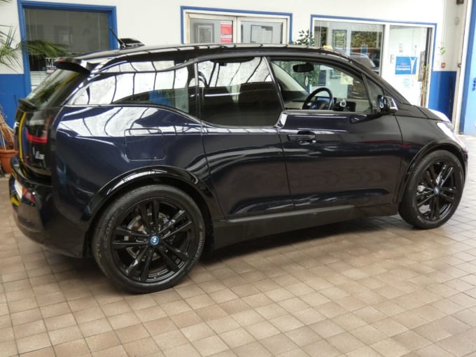 2025 BMW I3