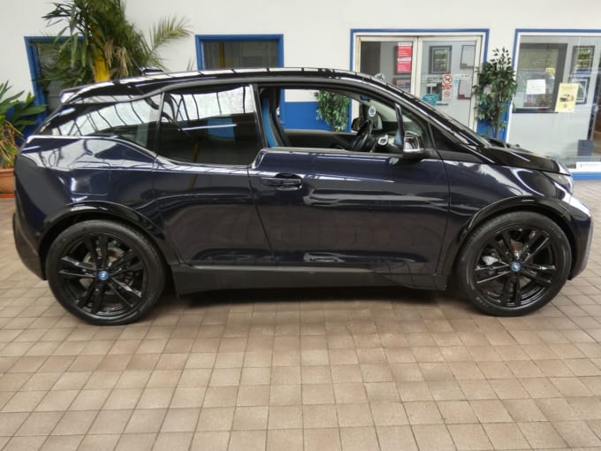 2025 BMW I3