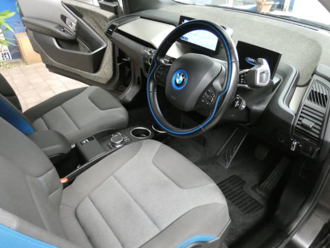 2025 BMW I3