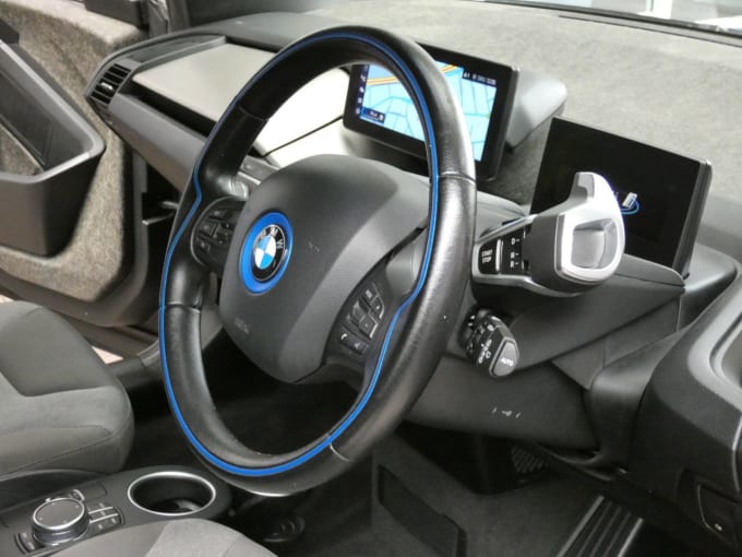 2025 BMW I3