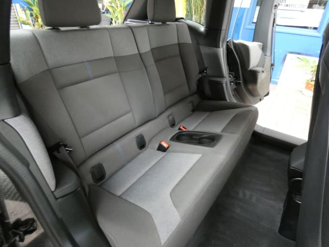 2025 BMW I3