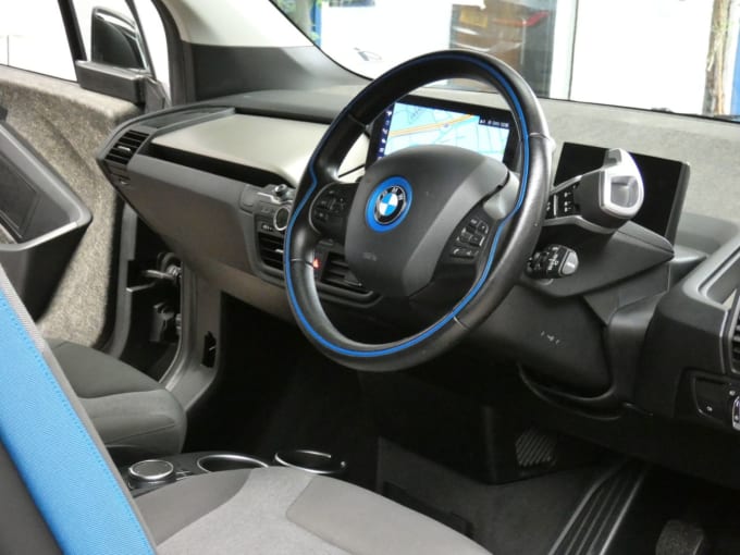 2025 BMW I3
