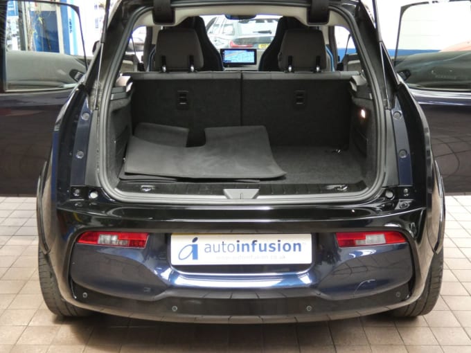 2025 BMW I3