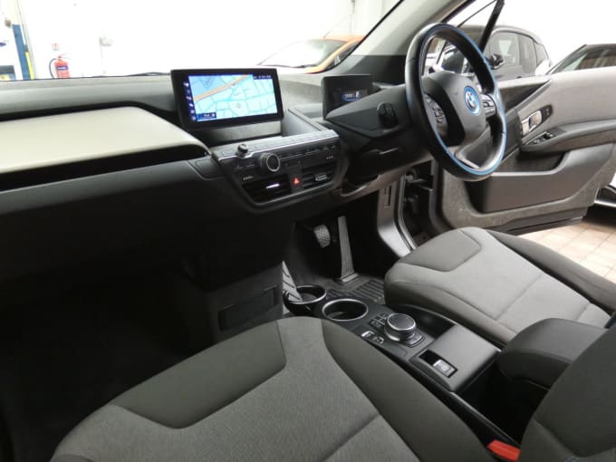 2025 BMW I3