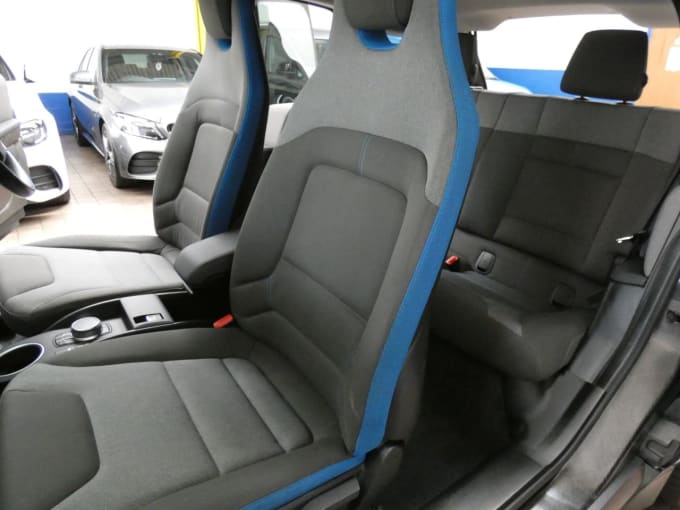 2025 BMW I3