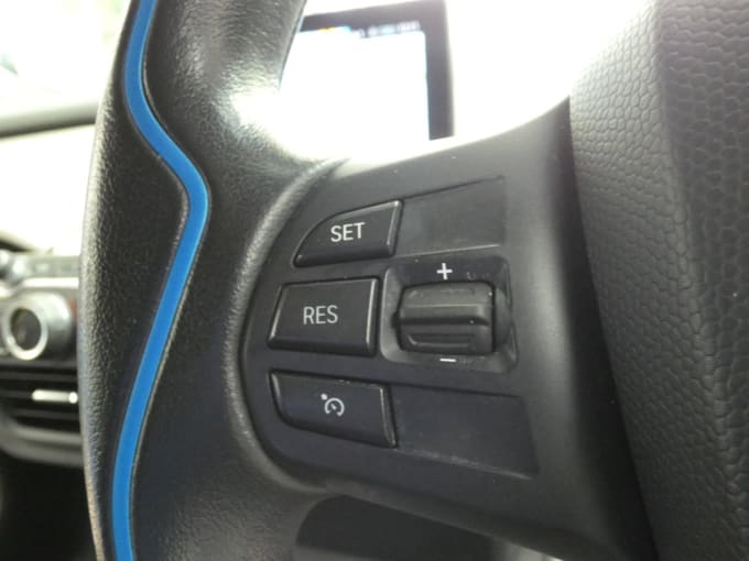 2025 BMW I3