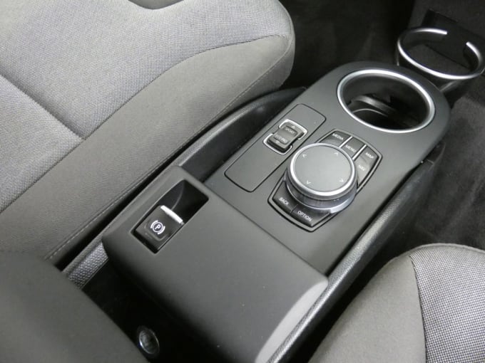 2025 BMW I3