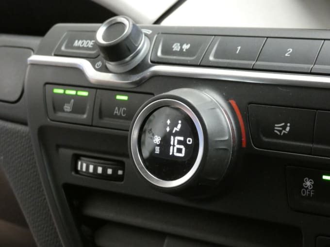 2025 BMW I3