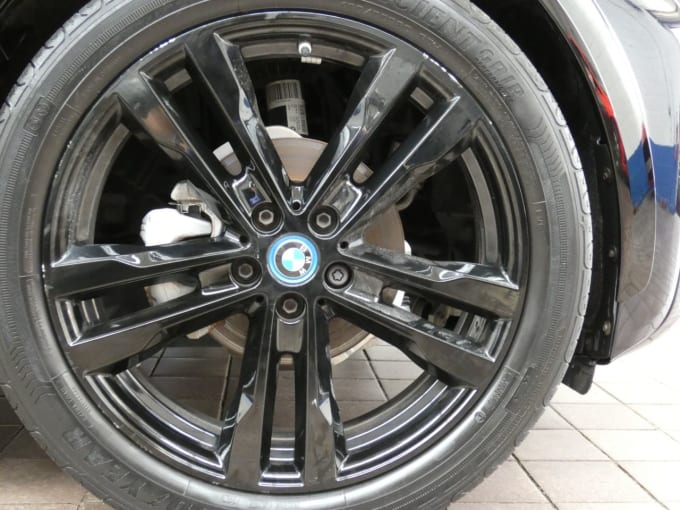 2025 BMW I3