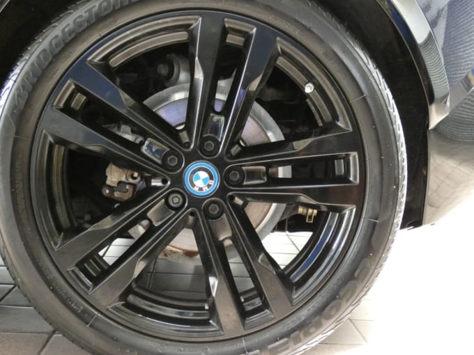 2025 BMW I3