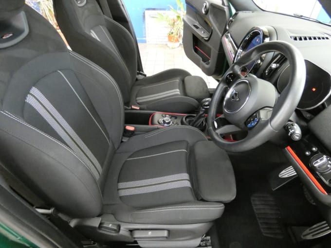 2025 Mini Countryman