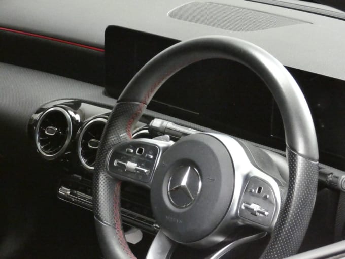 2025 Mercedes-benz A-class