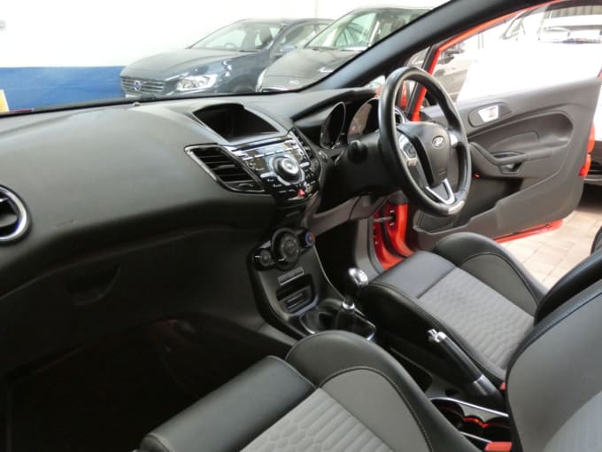 2025 Ford Fiesta