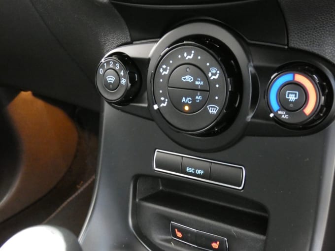 2025 Ford Fiesta