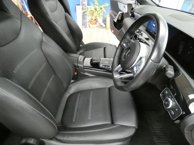 2025 Mercedes-benz Cla