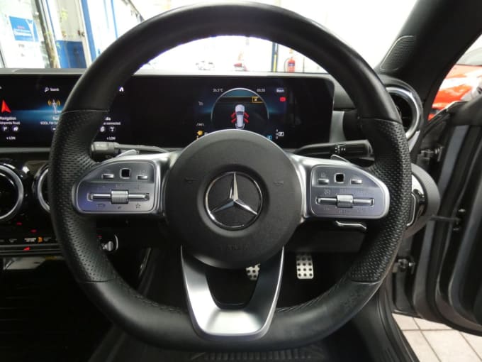 2025 Mercedes-benz Cla