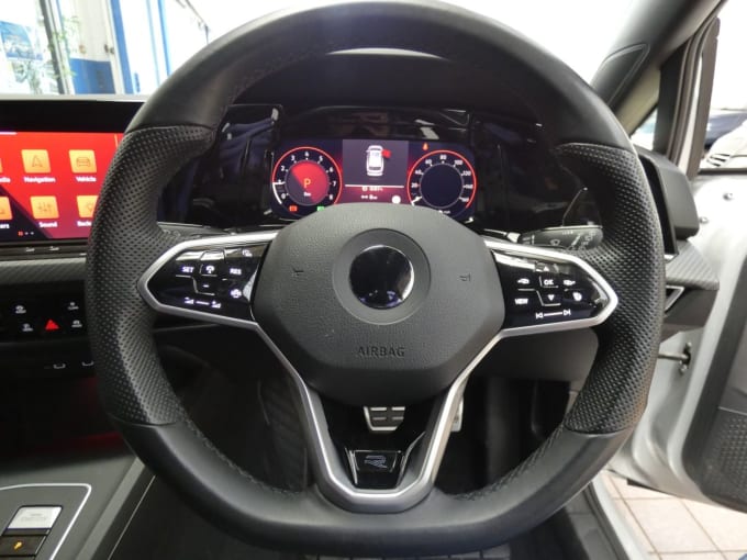 2025 Volkswagen Golf