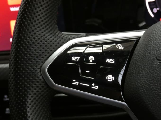 2025 Volkswagen Golf