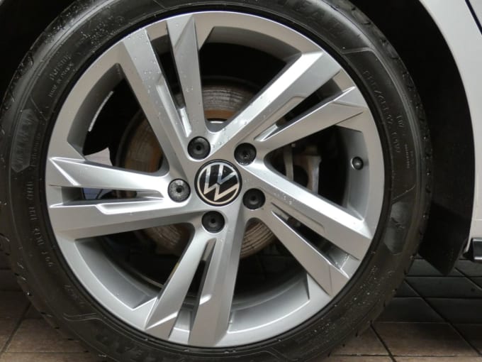 2025 Volkswagen Golf