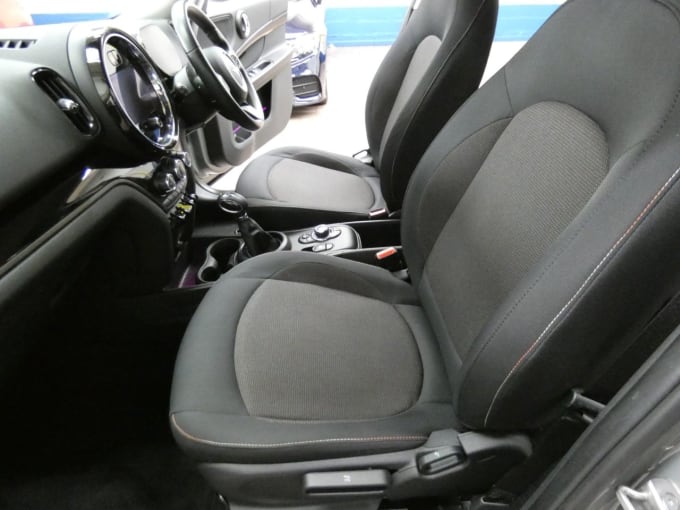 2025 Mini Countryman