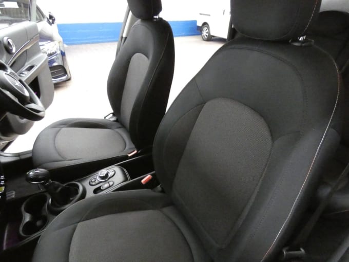 2025 Mini Countryman
