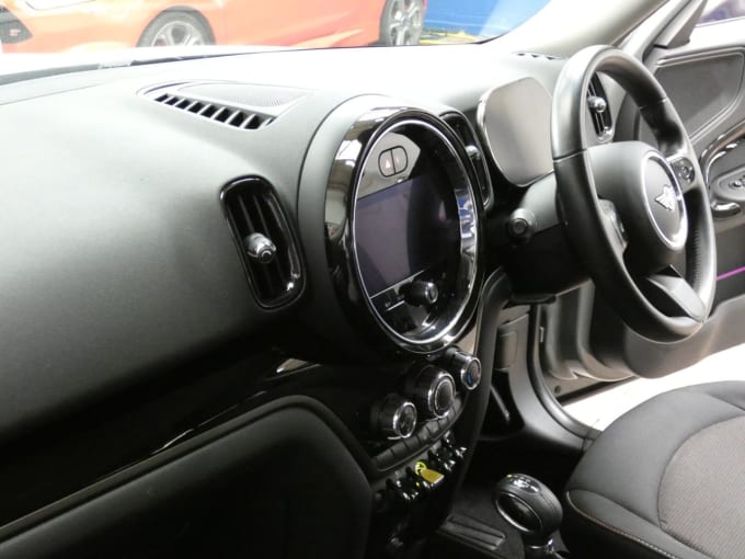 2025 Mini Countryman