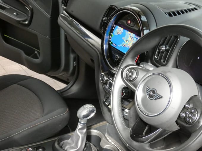 2025 Mini Countryman