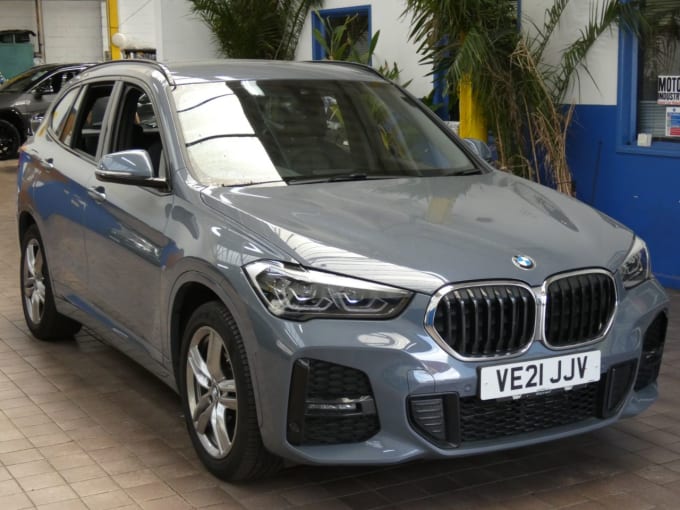 2025 BMW X1