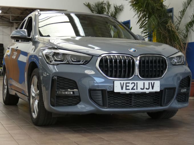 2025 BMW X1