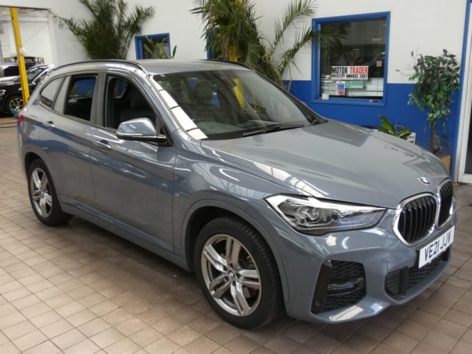 2025 BMW X1