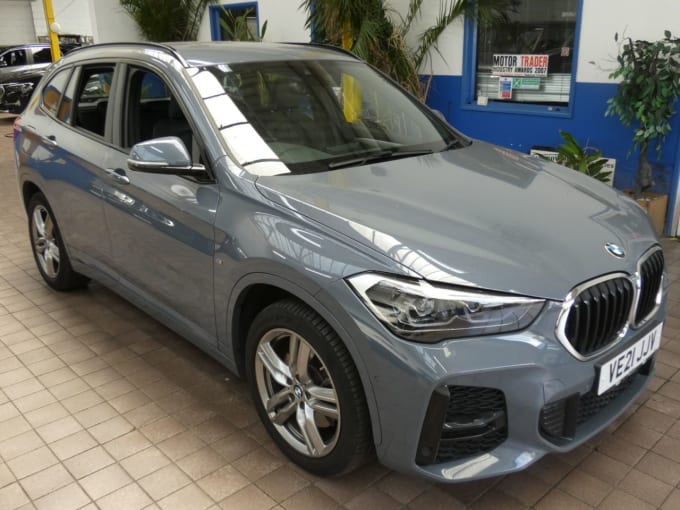 2025 BMW X1