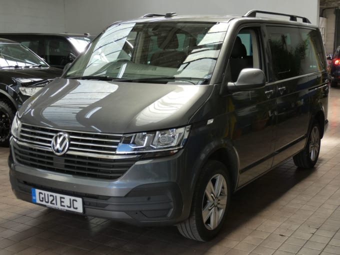 2025 Volkswagen Transporter Shuttle