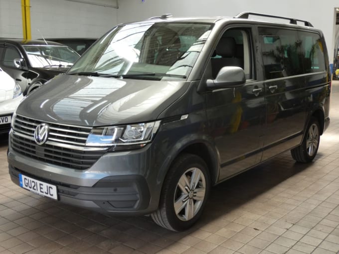 2025 Volkswagen Transporter Shuttle