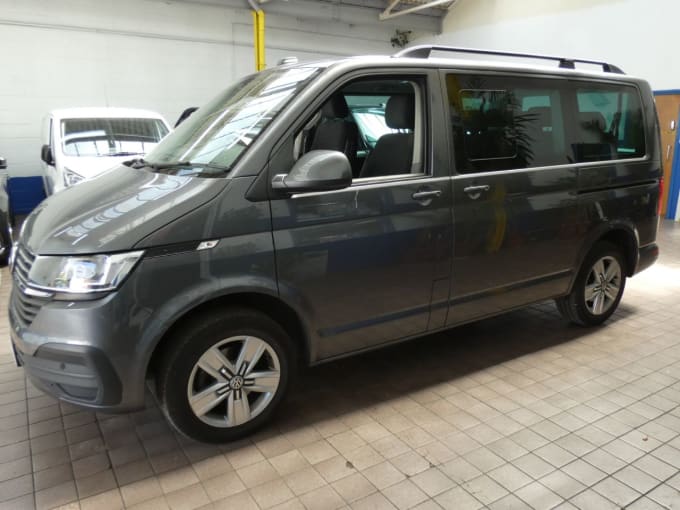 2025 Volkswagen Transporter Shuttle