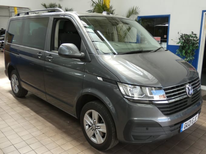 2025 Volkswagen Transporter Shuttle