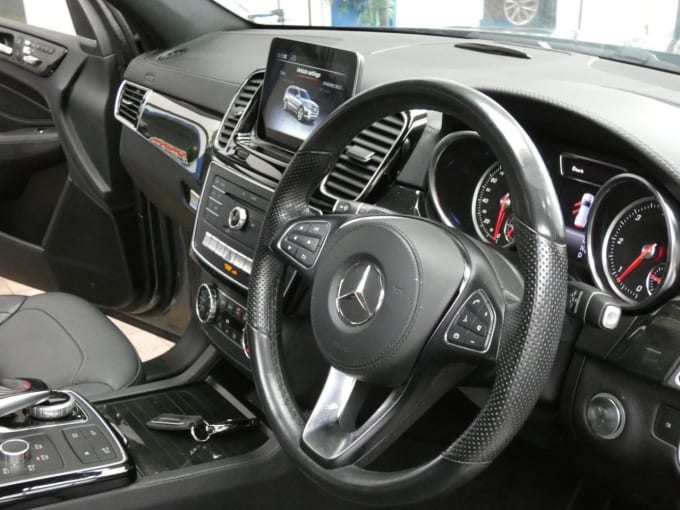 2025 Mercedes-benz Gls