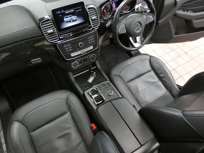 2025 Mercedes-benz Gls