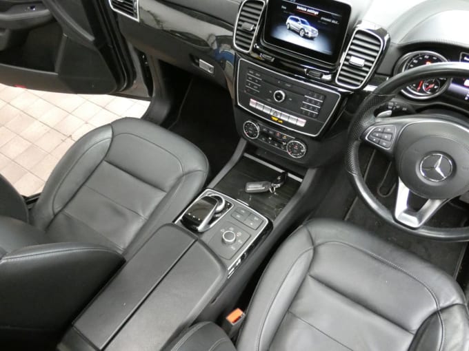 2025 Mercedes-benz Gls