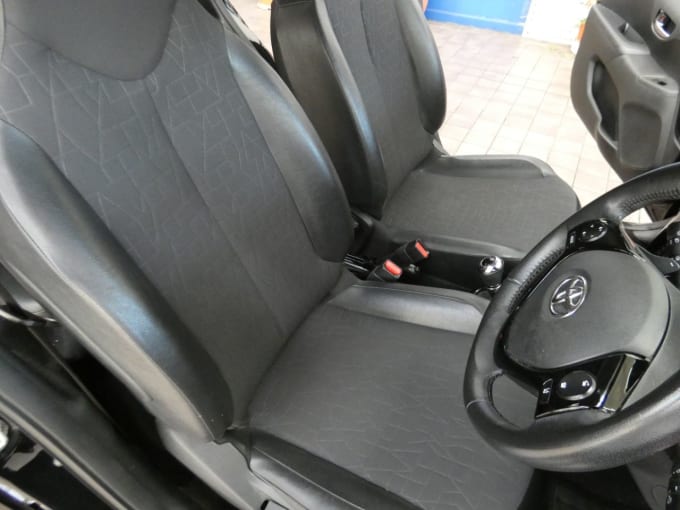 2025 Toyota Aygo